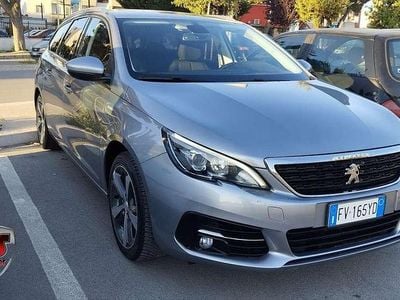 Usata Peugeot 308 Style 131 CV (96 kW) 2019 Grigio Station wagon