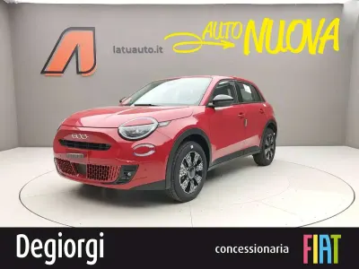 Nuova Fiat 600 Icon 101 CV (74 kW) 2026 Rosso pastello SUV