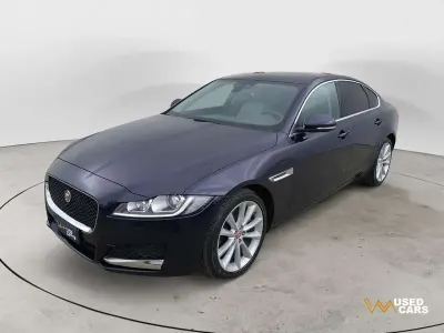 Usata Jaguar XF Portfolio 241 CV (177 kW) 2018 Nero Berlina