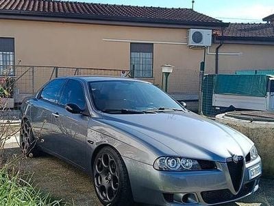 Usata Alfa Romeo 156 115 CV (84 kW) 2004 Grigio Berlina