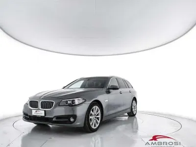 Begagnad BMW 525 218 HK (160 kW) 2016 Grå Kombi