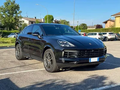 Usata Porsche Cayenne Coupe 340 CV (250 kW) 2020 Nero Coupé