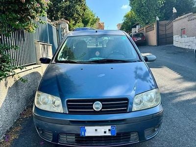 Usata Fiat Punto Dynamic 60 CV (44 kW) 2005 Blu Utilitaria
