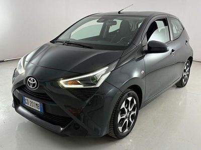 Usata Toyota Aygo 72 CV (52 kW) 2021 Nero Utilitaria