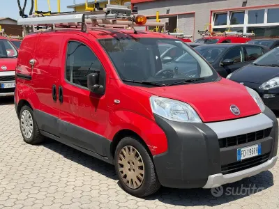 Usata Fiat Fiorino 95 CV (69 kW) 2016 Rosso Monovolume
