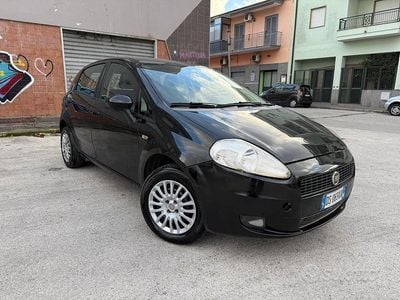 Nero Usata 2009 Fiat Grande Punto Active Utilitaria | 1399 € (Super prezzo)