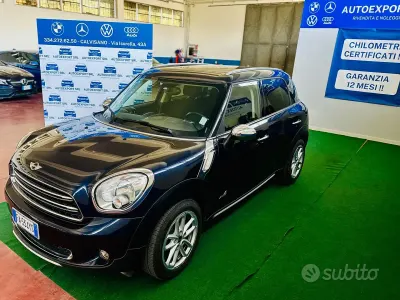 Second-hand Mini Cooper D Countryman Business 111 CP (81 kW) 2015 Negru SUV