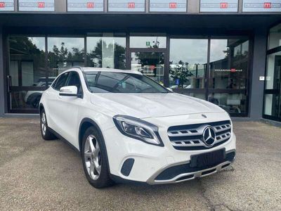 Mercedes GLA200