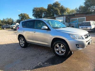 Usata Toyota RAV4 150 CV (110 kW) 2010 SUV