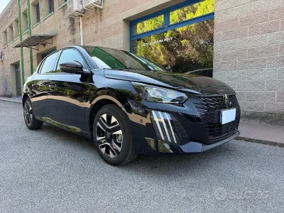 Nuova Peugeot 208 Allure 101 CV (74 kW) 2026 Nero Utilitaria