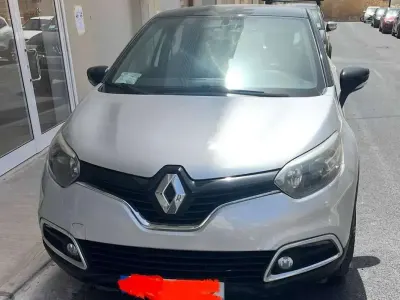 Usata Renault Captur 90 CV (66 kW) 2016 Grigio SUV