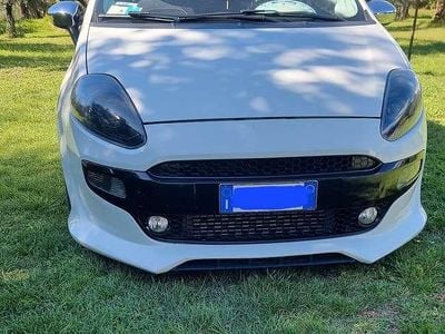 Usata Fiat Punto Evo Sport 95 CV (69 kW) 2011 Bianco Utilitaria