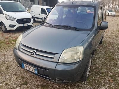 Usata Citroën Berlingo 75 CV (55 kW) 2006 Gray Monovolume
