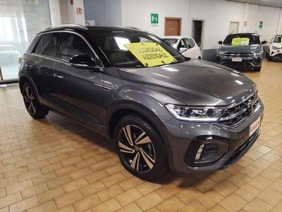 Indium grey Usata 2023 VW T-Roc R-line SUV | 27.900 € (Buon prezzo)