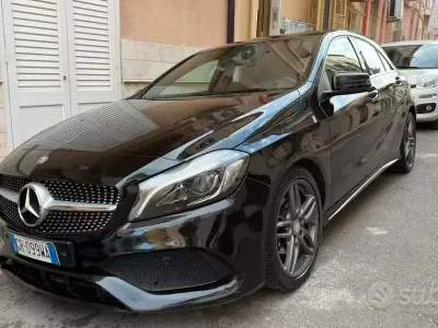 Usata Mercedes A180 Premium 109 CV (80 kW) 2017 Nero Berlina