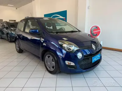 Usata Renault Twingo 75 CV (55 kW) 2013 Bluazzurro Utilitaria