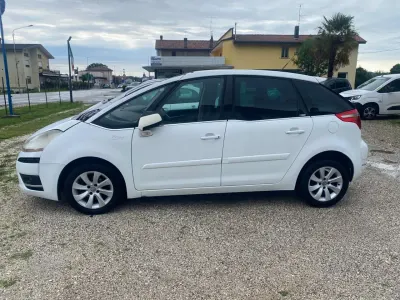 Usata Citroën C4 Picasso 109 CV (80 kW) 2008 Bianco Monovolume