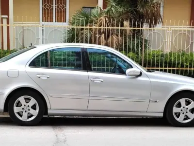 Usata Mercedes E280 Avantgarde 190 CV (139 kW) 2006 Berlina
