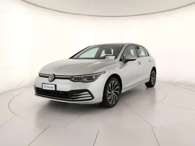 Usata VW Golf VIII Style 131 CV (96 kW) 2023 Grigio Berlina