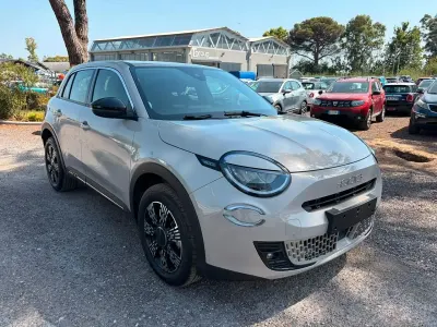 Usata Fiat 600 Business 100 CV (73 kW) 2025 Beige SUV