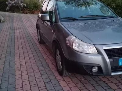 Usata Fiat Sedici 120 CV (88 kW) 2006 SUV
