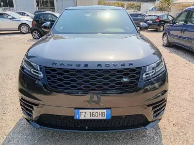 Usata Land Rover Range Rover Velar SE Dynamic 241 CV (177 kW) 2020 Grigio SUV