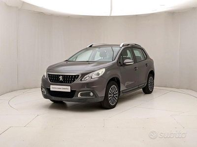 Usata Peugeot 2008 Active 75 CV (55 kW) 2016 Grigio SUV