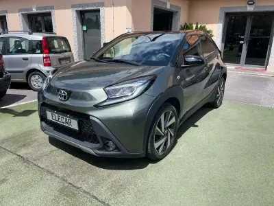 Usata Toyota Aygo X Lounge 72 CV (52 kW) 2023 Verde SUV