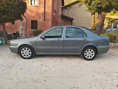 Usata Lancia Lybra 1999 Grigio Berlina