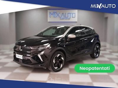 Usata Renault Captur Techno 91 CV (66 kW) 2025 Gray SUV