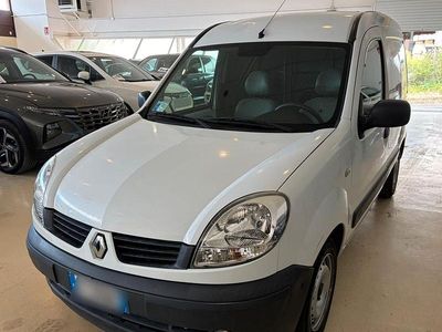 Usata Renault Kangoo 67 CV (49 kW) 2009 Bianco