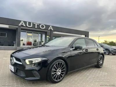 Usata Mercedes A180 Business 116 CV (85 kW) 2020 Nero Berlina