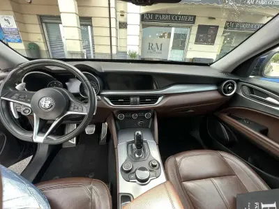 Usata Alfa Romeo Stelvio Executive 209 CV (153 kW) 2017 SUV