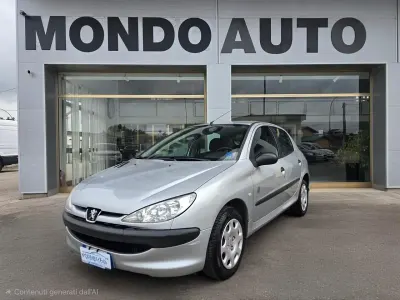 Usata Peugeot 206 S 60 CV (44 kW) 2005 Argento Berlina