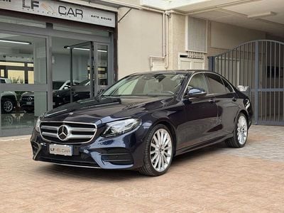 Usata Mercedes E220 Premium 194 CV (142 kW) 2019 Blu Berlina