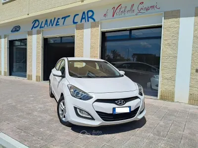 Gebraucht Hyundai i30 110 PS (80 kW) 2013 Limousine