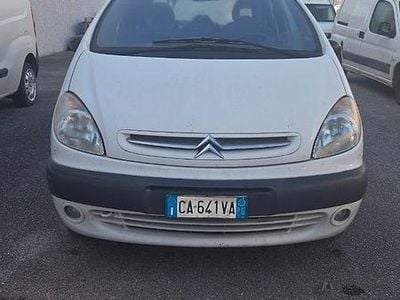 Usata Citroën Xsara Picasso 2002 Bianco Monovolume