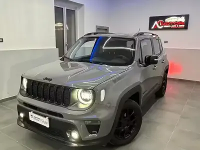 Begagnad Jeep Renegade Limited 130 HK (95 kW) 2022 Grå SUV
