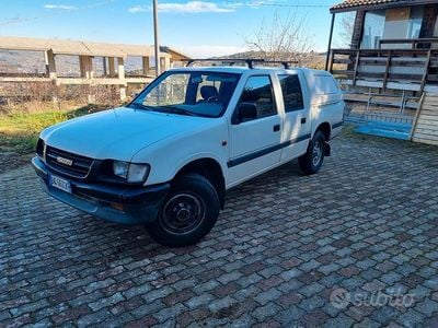 Usata Isuzu Pick up 109 CV (80 kW) 1999 Bianco Pick-up