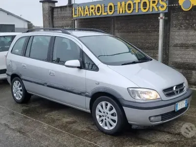 Usata Opel Zafira Comfort 101 CV (74 kW) 2003 Grigio Monovolume