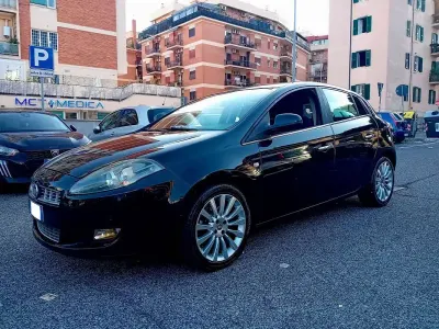 Usata Fiat Bravo Dynamic 120 CV (88 kW) 2011 Nero Utilitaria