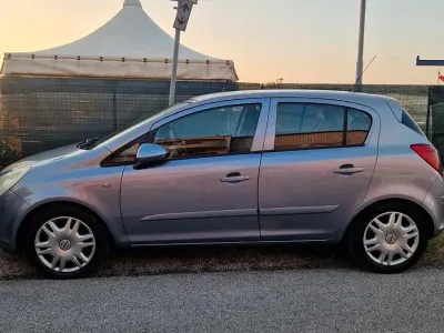 Usata Opel Corsa 80 CV (58 kW) 2007 Grigio Utilitaria