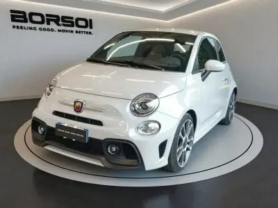 Begagnad Abarth 595 Turismo 165 HK (121 kW) 2022 Grå Sedan