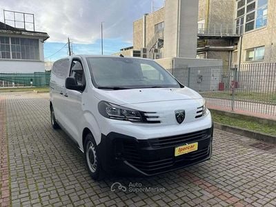 Usata Peugeot Expert 144 CV (105 kW) 2024 Bianco Furgone