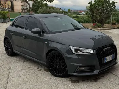 Occasion Audi A1 Sportback S-Line 116 ch (85 kW) 2018 Gris Citadine