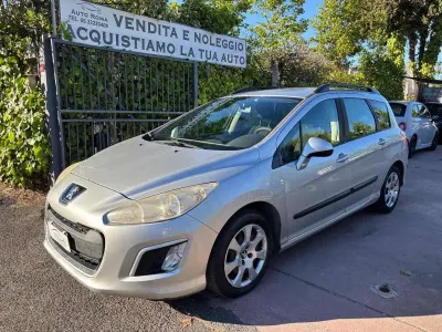 Usata Peugeot 308 Business-Line 92 CV (67 kW) 2013 Argento Station wagon