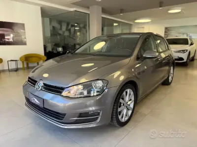 Usata VW Golf VII Highline 111 CV (81 kW) 2016 Grigio Berlina
