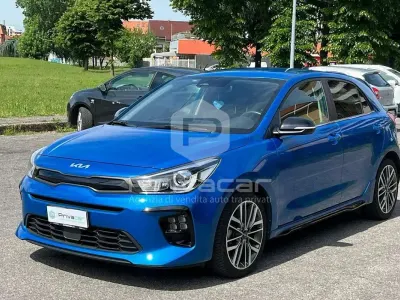 Usata Kia Rio GT-Line 99 CV (72 kW) 2021 Blu SUV