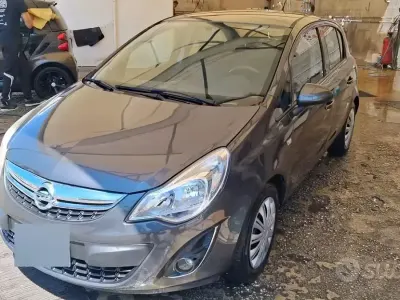 Usata Opel Corsa 75 CV (55 kW) 2012 Grigio Utilitaria