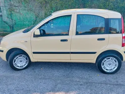 Usata Fiat Panda 60 CV (44 kW) 2010 Giallo Utilitaria